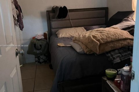 Снять в аренду виллу или дом в Майами, Флорида 3 спальни, 95.41м2, № 1956754 - фото 11