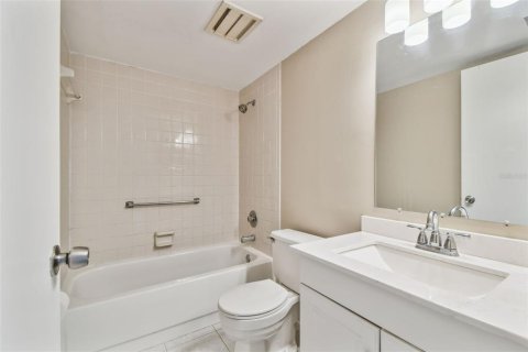 Copropriété à vendre à Palm Harbor, Floride: 2 chambres, 99.41 m2 № 1773887 - photo 22