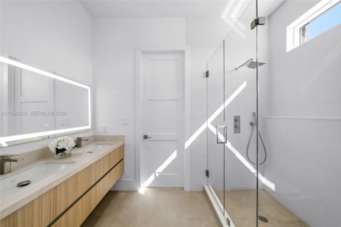 Casa en venta en Miami Beach, Florida, 4 dormitorios, 305.56 m2 № 2021943 - foto 25