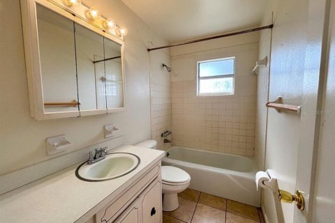 Apartment in Lakeland, Florida 2 bedrooms, 91.51 sq.m. № 2218961 - photo 8