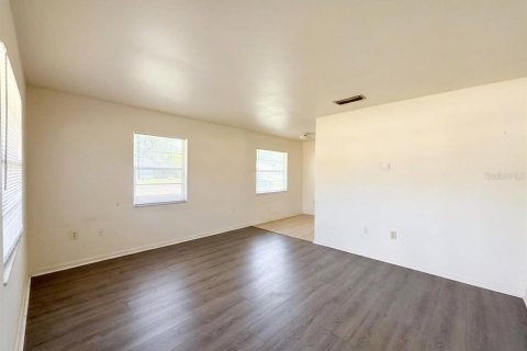 Apartment in Lakeland, Florida 2 bedrooms, 91.51 sq.m. № 2218961 - photo 2