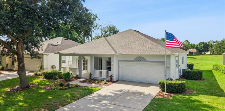Casa en Clermont, Florida 3 dormitorios, 175.77 m2 № 2167232