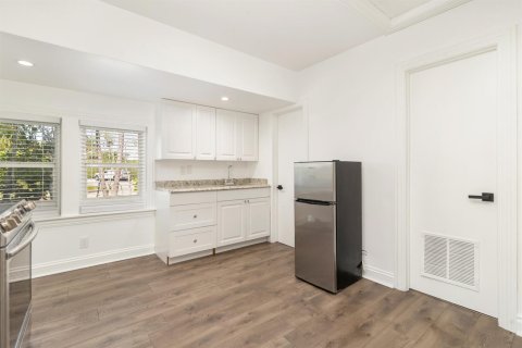 Casa en venta en West Palm Beach, Florida, 5 dormitorios, 368.08 m2 № 2082500 - foto 28