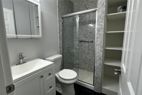 Condo in Clearwater, Florida, 2 bedrooms № 2108160 - photo 25