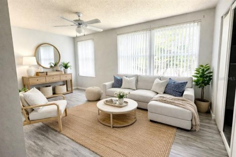 Condo in Clearwater, Florida, 2 bedrooms № 2108160 - photo 9