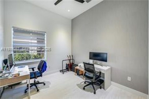 Casa en alquiler en Ave Maria, Florida, 4 dormitorios № 1997655 - foto 10