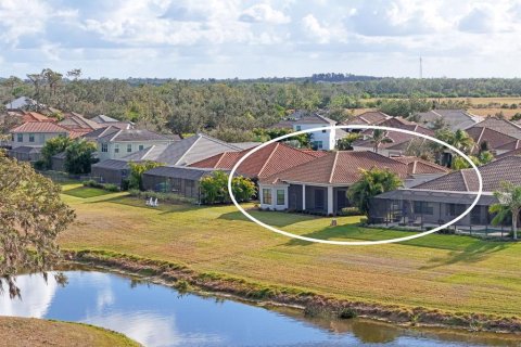House in Bradenton, Florida 3 bedrooms, 223.71 sq.m. № 1546043 - photo 3
