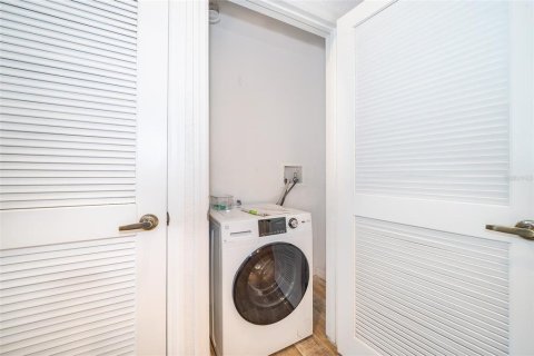 Condominio en alquiler en Kissimmee, Florida, 3 dormitorios, 120.4 m2 № 1817242 - foto 16
