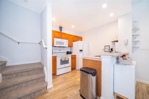 Condominio en alquiler en Kissimmee, Florida, 3 dormitorios, 120.4 m2 № 1817242 - foto 10
