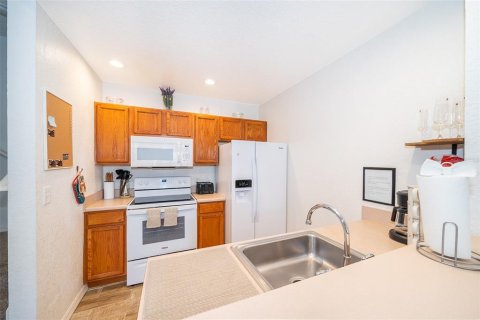 Condominio en alquiler en Kissimmee, Florida, 3 dormitorios, 120.4 m2 № 1817242 - foto 9