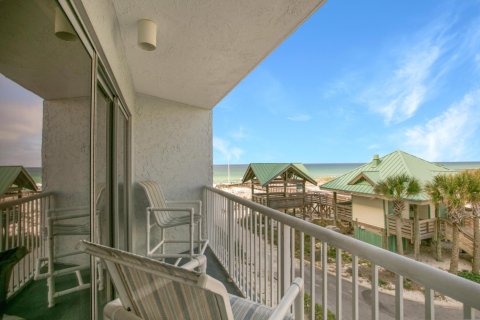 Condo in Fort Walton Beach, Florida, 1 bedroom  № 561661 - photo 1