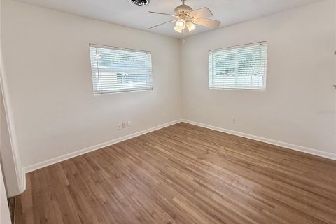 Villa ou maison à louer à Orlando, Floride: 2 chambres, 140.56 m2 № 2376825 - photo 7