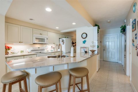 Condo in Ponce Inlet, Florida, 2 bedrooms  № 1371173 - photo 10