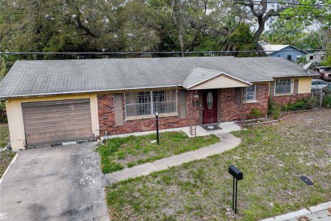 Villa ou maison à Tampa, Floride 3 chambres, 117.15 m2 № 2105777