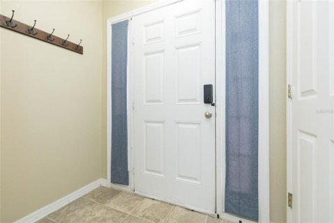 Touwnhouse à vendre à Tampa, Floride: 3 chambres, 163.88 m2 № 2102200 - photo 13