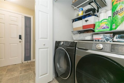 Touwnhouse à vendre à Tampa, Floride: 3 chambres, 163.88 m2 № 2102200 - photo 14