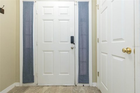 Touwnhouse à vendre à Tampa, Floride: 3 chambres, 163.88 m2 № 2102200 - photo 11