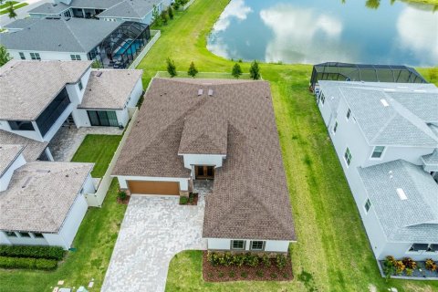 House in Wesley Chapel, Florida 4 bedrooms, 231.98 sq.m. № 1788176 - photo 7