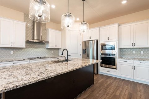 House in Wesley Chapel, Florida 4 bedrooms, 231.98 sq.m. № 1788176 - photo 20