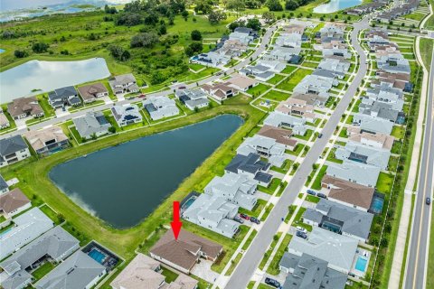House in Wesley Chapel, Florida 4 bedrooms, 231.98 sq.m. № 1788176 - photo 11