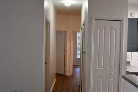 Apartment in Orlando, Florida 4 bedrooms, 121.98 sq.m. № 2383320 - photo 23
