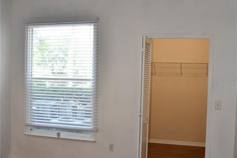 Apartment in Orlando, Florida 4 bedrooms, 121.98 sq.m. № 2383320 - photo 15