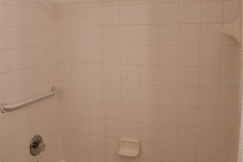 Apartment in Orlando, Florida 4 bedrooms, 121.98 sq.m. № 2383320 - photo 21
