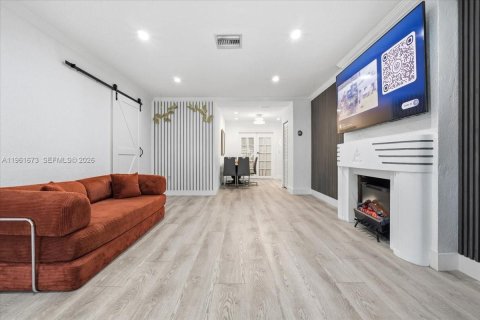 Villa ou maison à vendre à Miami, Floride: 3 chambres, 156.73 m2 № 2024050 - photo 14