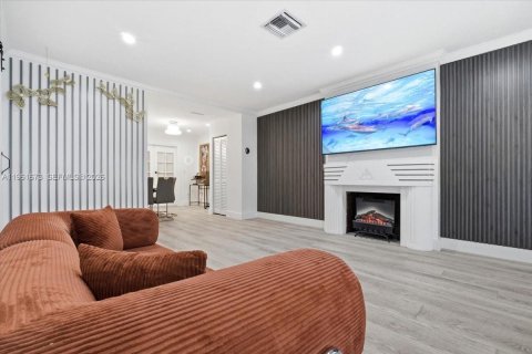 Villa ou maison à vendre à Miami, Floride: 3 chambres, 156.73 m2 № 2024050 - photo 15