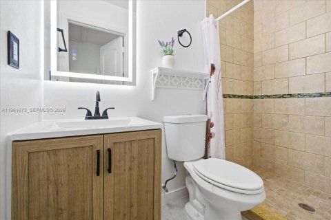 Villa ou maison à vendre à Miami, Floride: 3 chambres, 156.73 m2 № 2024050 - photo 26