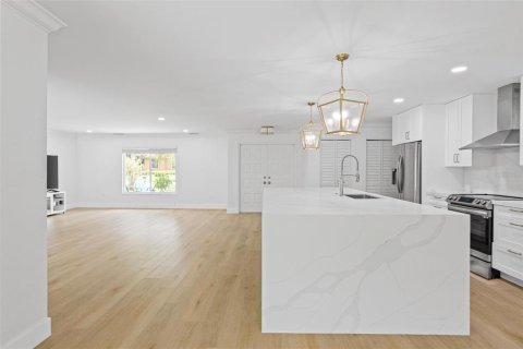 Villa ou maison à vendre à Bonita Springs, Floride: 3 chambres, 162.76 m2 № 1909044 - photo 19