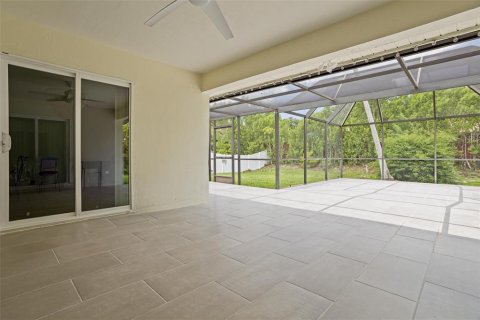 Villa ou maison à vendre à Bonita Springs, Floride: 3 chambres, 162.76 m2 № 1909044 - photo 6