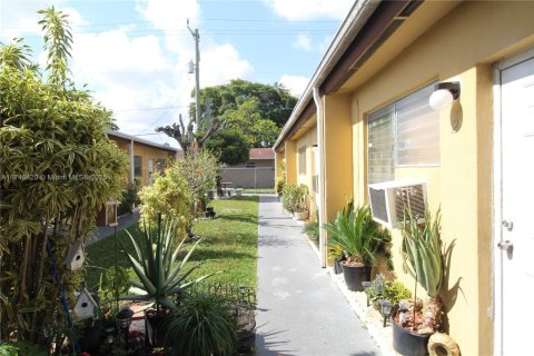 Appartement à louer à Opa-locka, Floride: 1 chambre, 1894.28 m2 № 1977190 - photo 22