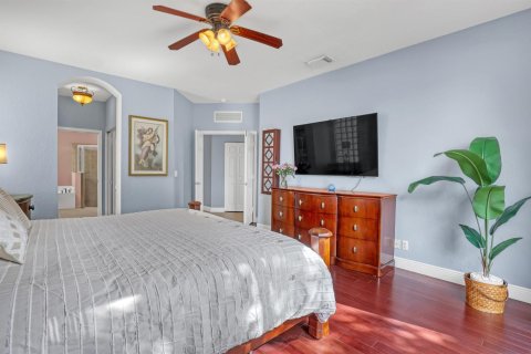 Casa en venta en West Palm Beach, Florida, 5 dormitorios, 252.04 m2 № 2434135 - foto 18