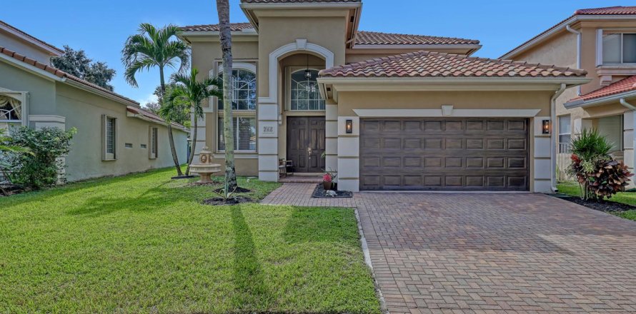 Casa en West Palm Beach, Florida 5 dormitorios, 252.04 m2 № 2434135