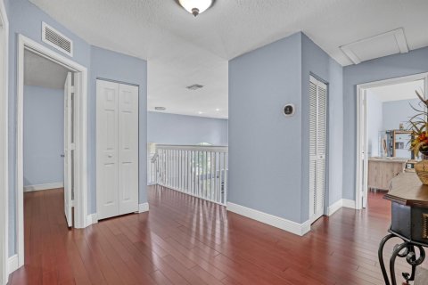 Casa en venta en West Palm Beach, Florida, 5 dormitorios, 252.04 m2 № 2434135 - foto 22