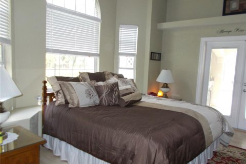 House in North Port, Florida 3 bedrooms, 202.62 sq.m. № 2215059 - photo 13