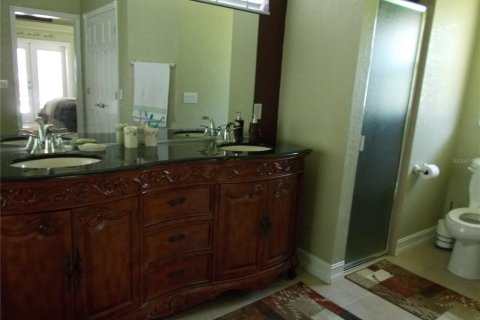 House in North Port, Florida 3 bedrooms, 202.62 sq.m. № 2215059 - photo 11