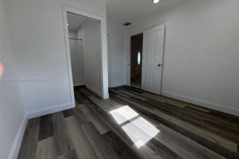 Casa en venta en Fort Lauderdale, Florida, 3 dormitorios, 136.57 m2 № 1828670 - foto 18