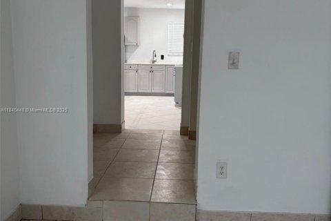 Casa en venta en Fort Lauderdale, Florida, 3 dormitorios, 136.57 m2 № 1828670 - foto 15