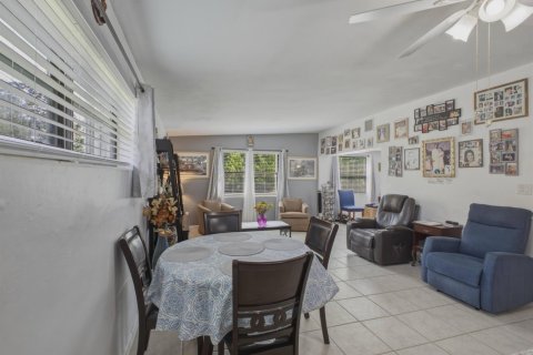 Casa en venta en Royal Palm Beach, Florida, 3 dormitorios, 107.58 m2 № 2180812 - foto 6