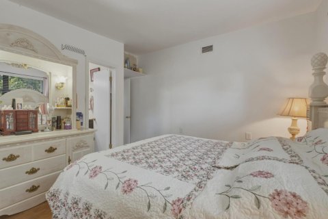 Casa en venta en Royal Palm Beach, Florida, 3 dormitorios, 107.58 m2 № 2180812 - foto 20