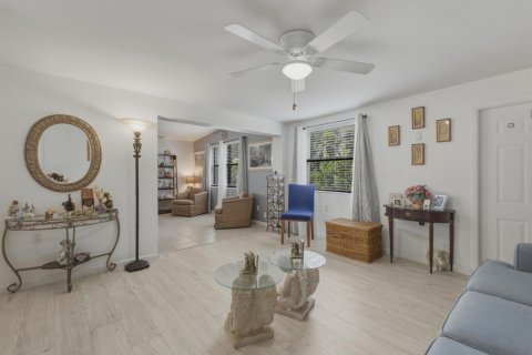 Casa en venta en Royal Palm Beach, Florida, 3 dormitorios, 107.58 m2 № 2180812 - foto 15