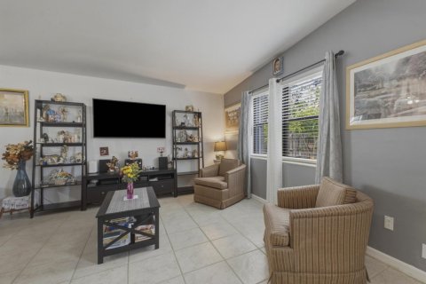 Casa en venta en Royal Palm Beach, Florida, 3 dormitorios, 107.58 m2 № 2180812 - foto 8