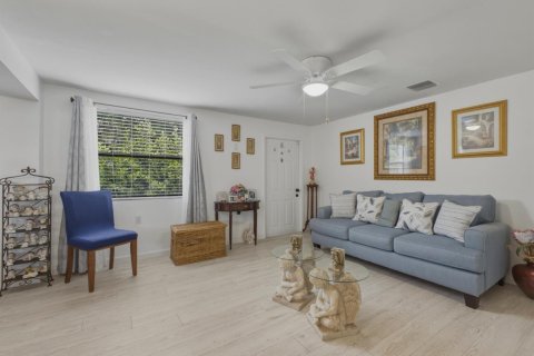Casa en venta en Royal Palm Beach, Florida, 3 dormitorios, 107.58 m2 № 2180812 - foto 10