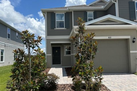 Townhouse in Lake Wales, Florida 3 bedrooms № 1924953 - photo 2