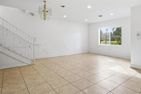 Adosado en venta en Fort Lauderdale, Florida, 2 dormitorios, 116.13 m2 № 2006301 - foto 16