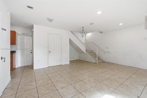 Adosado en venta en Fort Lauderdale, Florida, 2 dormitorios, 116.13 m2 № 2006301 - foto 6