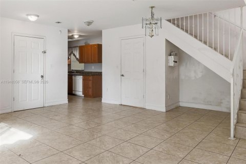 Adosado en venta en Fort Lauderdale, Florida, 2 dormitorios, 116.13 m2 № 2006301 - foto 4
