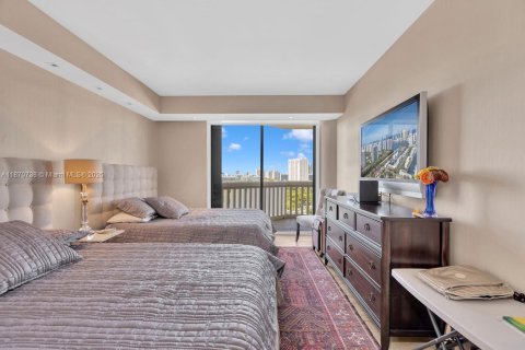 Condominio en venta en Aventura, Florida, 2 dormitorios, 162.58 m2 № 1979596 - foto 30